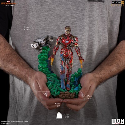 Iron Man Illusion Deluxe Art Scale