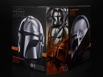 Star Wars: The Black Series The Mandalorian 1:1 Scale Wearable Helmet (Electronic)